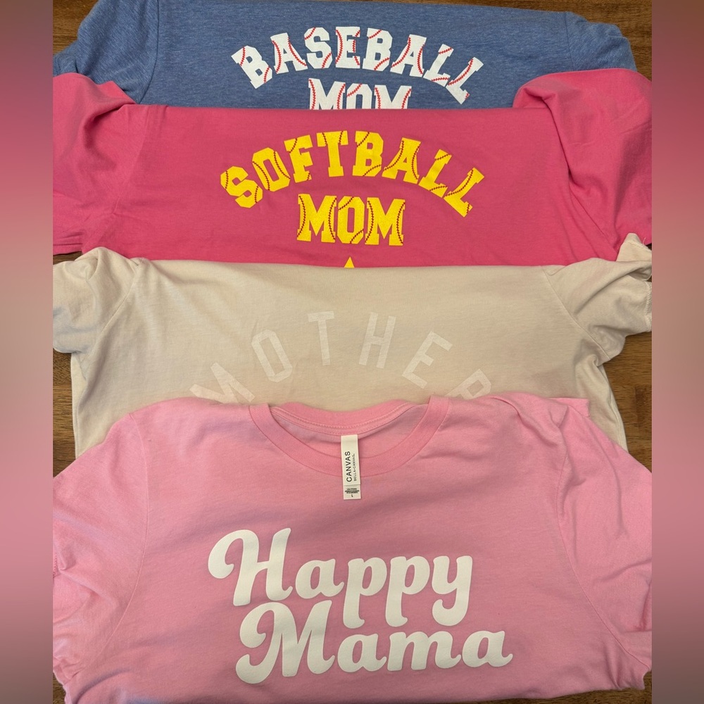 Set of 4 MOM graphic t-shirts - all size large